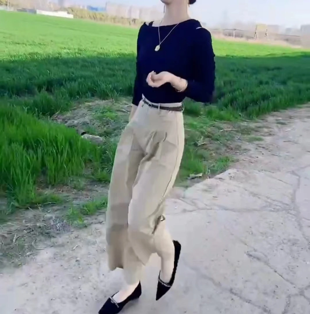 新款洋气显瘦修身上衣休闲百搭裤子气质女装-