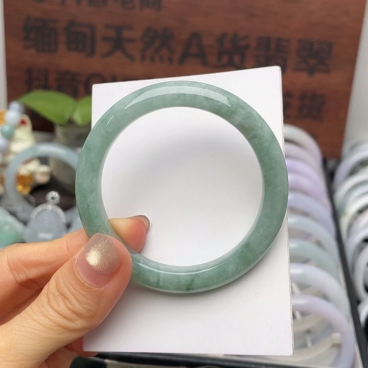 翡翠未镶嵌手镯48.7正圈