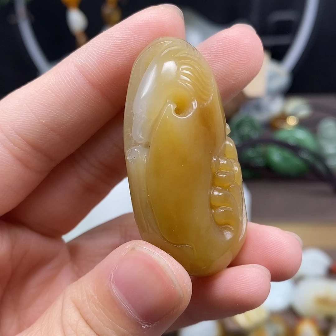 和田玉颈饰未镶嵌36