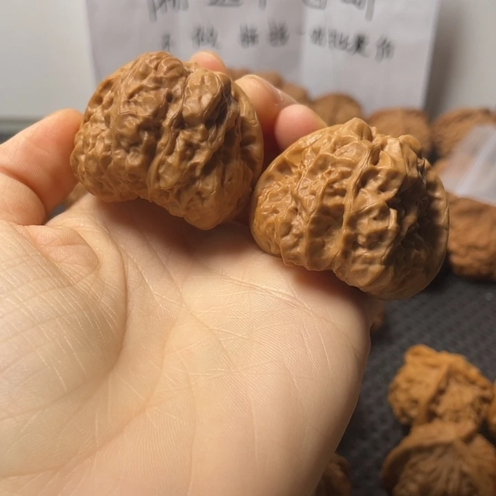文玩核桃把件43蛤蟆头
