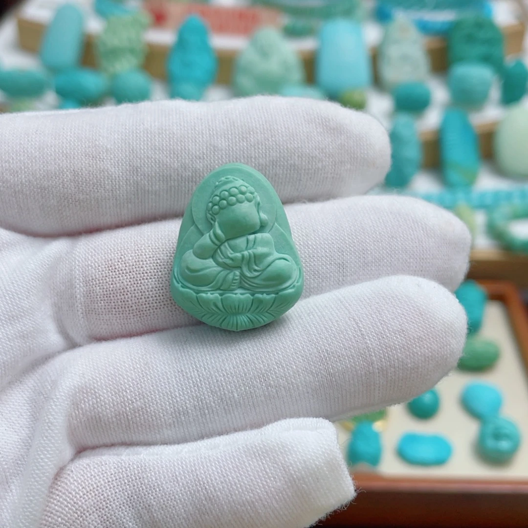 绿松石未镶嵌珠宝奇石