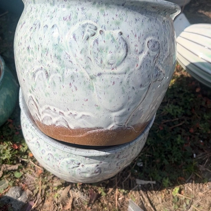 红陶口20高17。。。。。。。