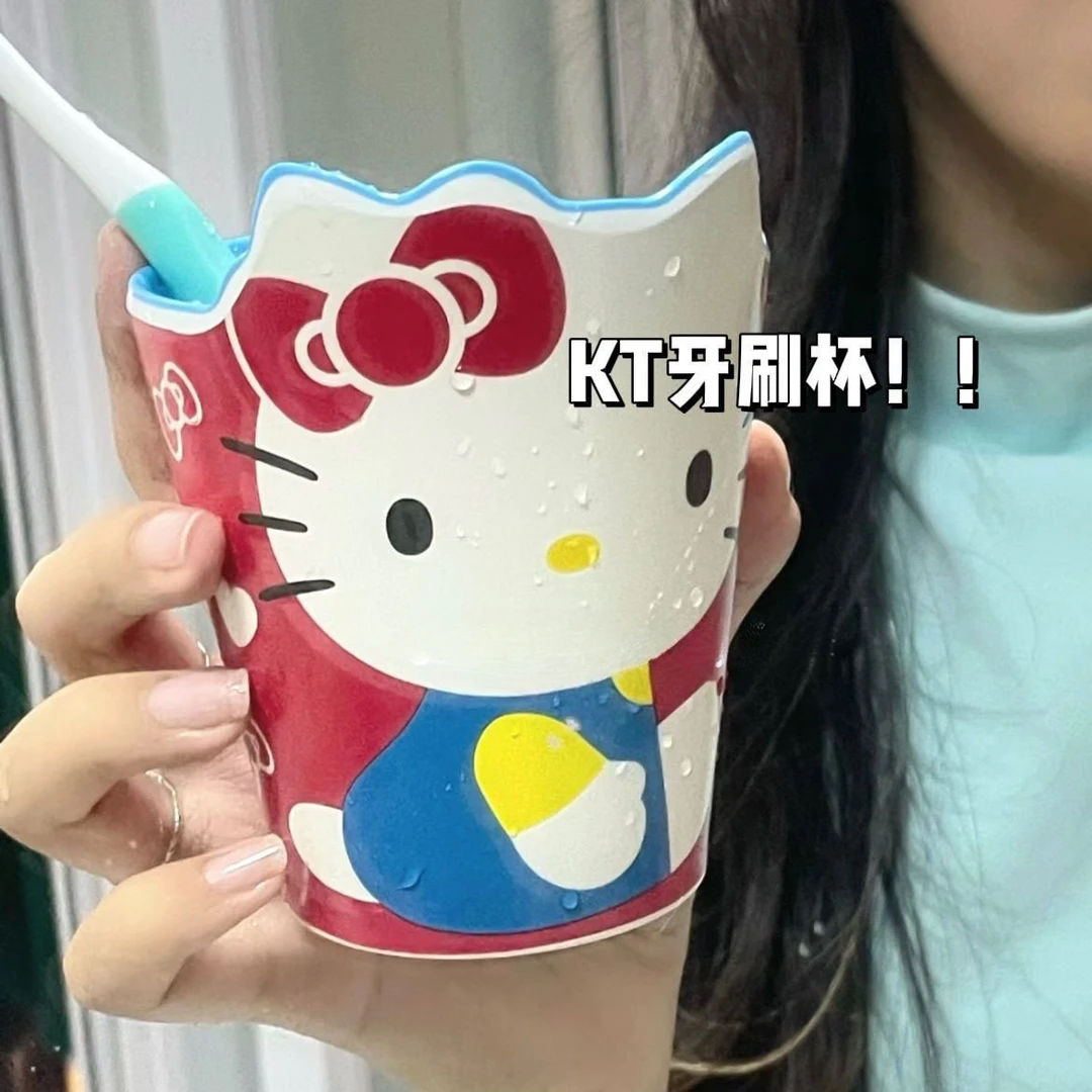 哈喽Kitty牙刷杯ins高颜值便携可爱防霉家居防摔创意卡通漱口杯Q