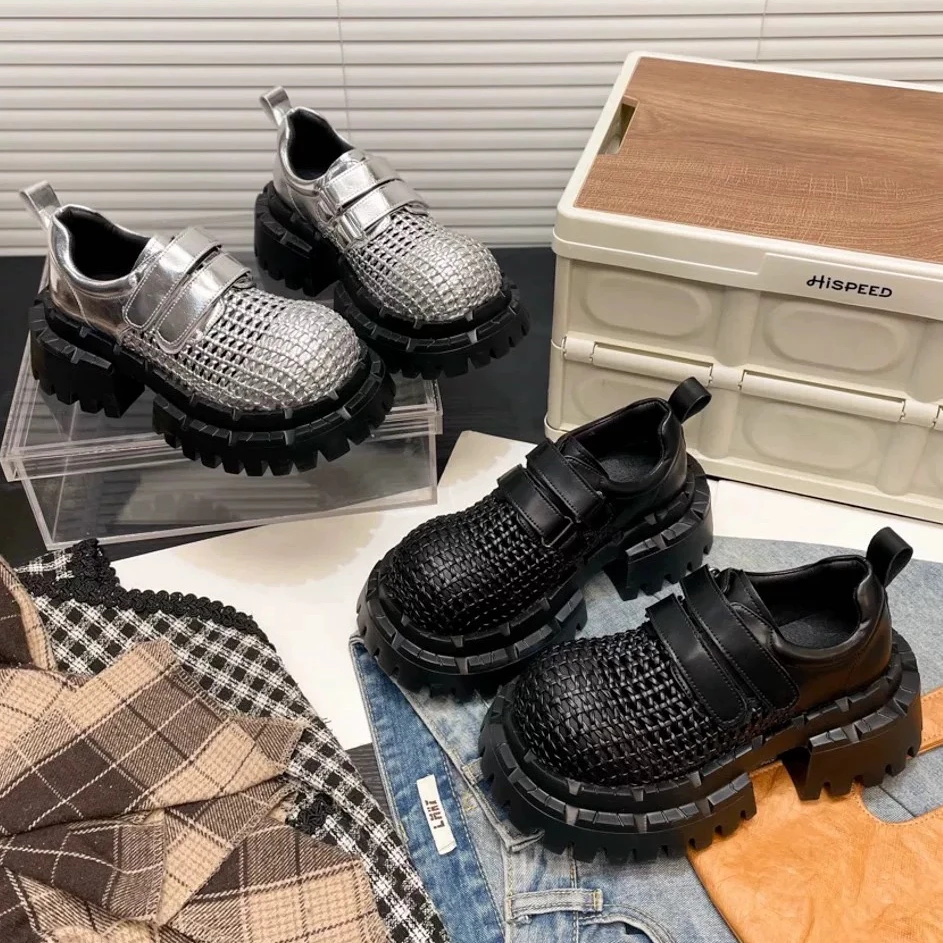 欧洲之星~镂空时尚2025夏新款小皮鞋勃肯ins英伦风百搭乐福洛克