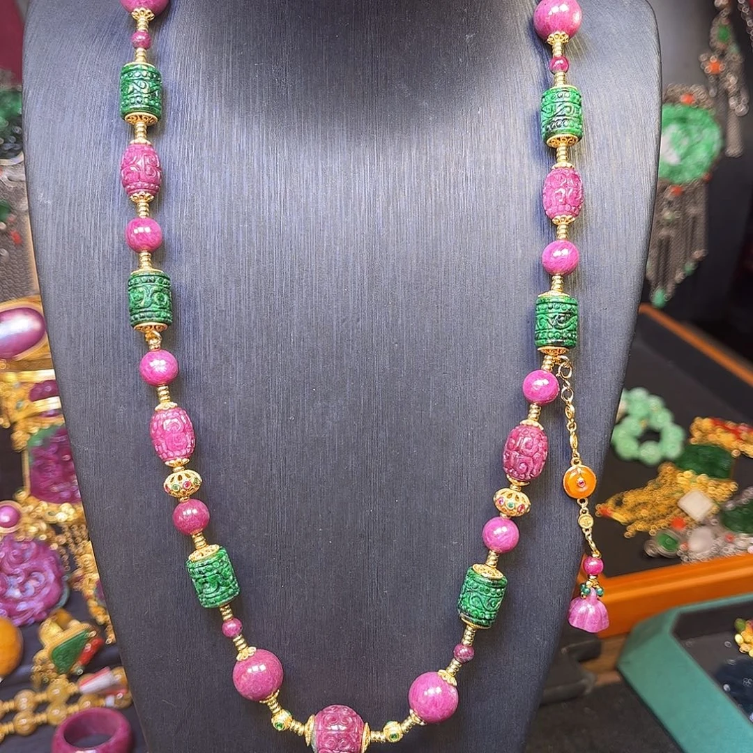 未镶嵌红宝石颈饰