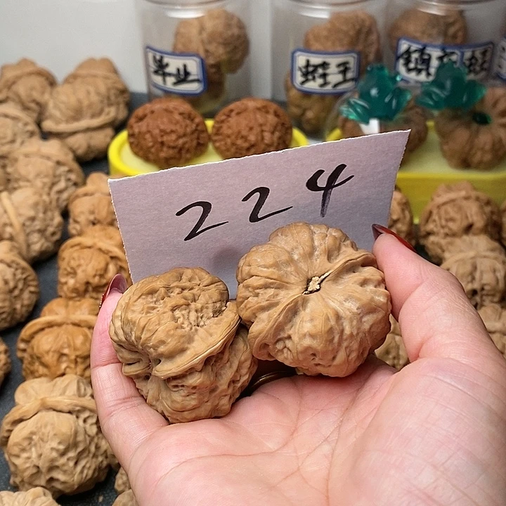 天***了核桃蛤蟆的眼睛也太