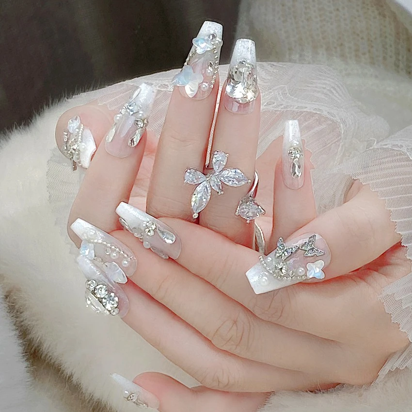 银色高颜值手工穿戴甲甲片白色蝴蝶美甲成品可拆卸手指甲假指甲