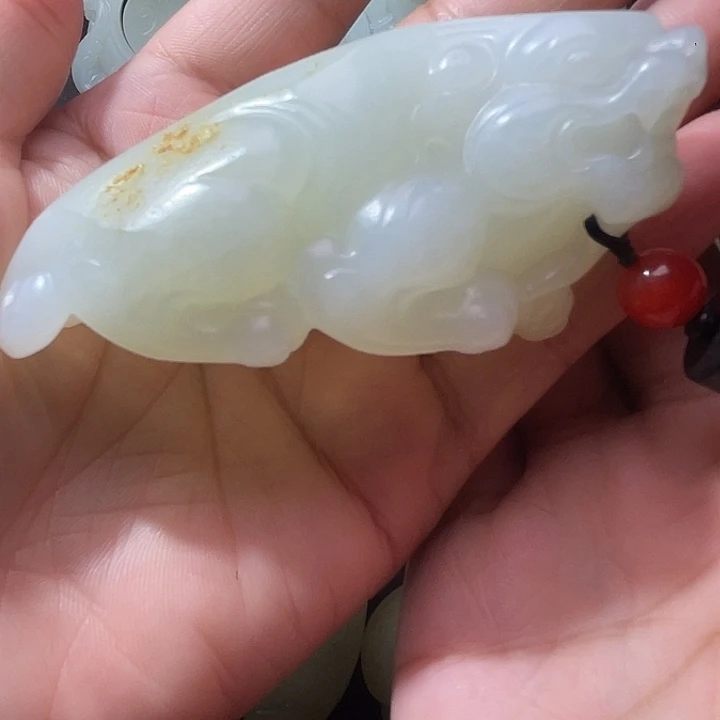 可***可和田玉未镶嵌颈饰