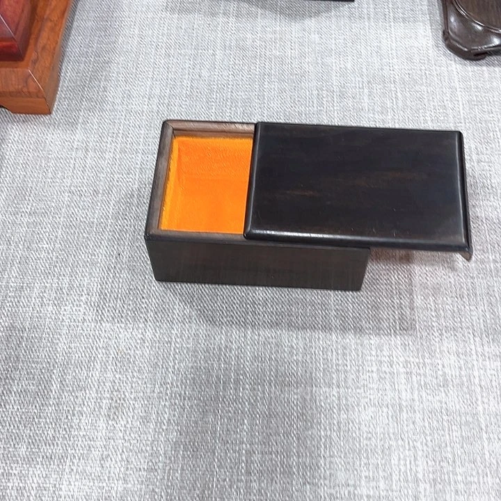 琉璃手工艺品红木工艺品雕刻工艺