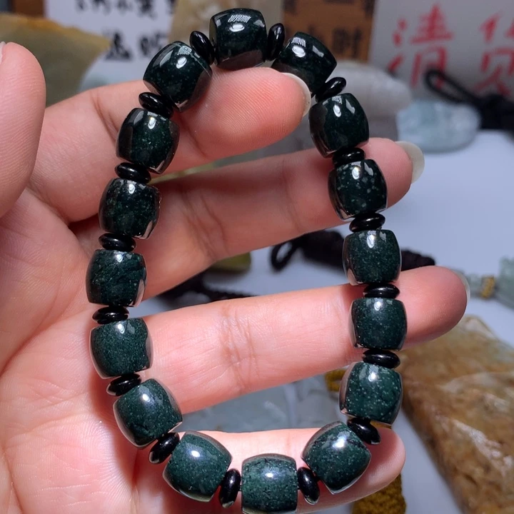 翡翠未镶嵌颈饰保真天然A货翡翠