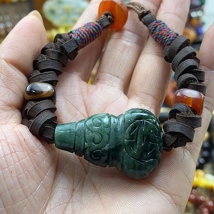 翡翠未镶嵌手链手