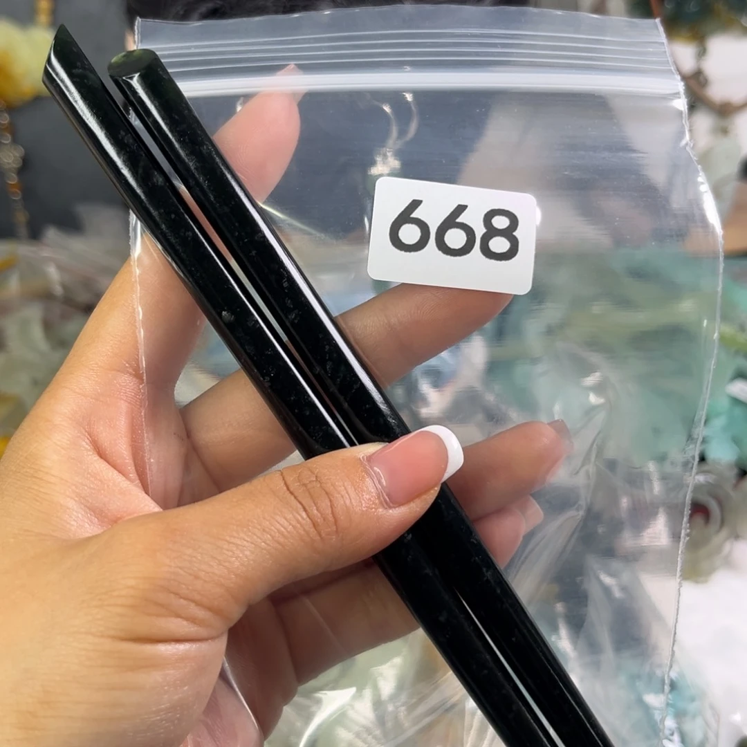 蛇纹石玉未镶嵌发饰伊*猫