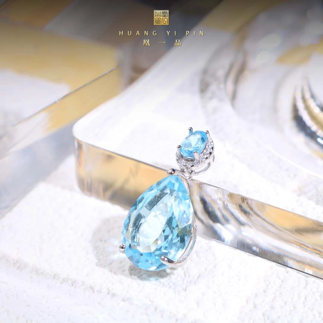 【凰一品】 瑞士蓝托帕石吊坠 （雅致款）S925（10克拉）   配粗银链