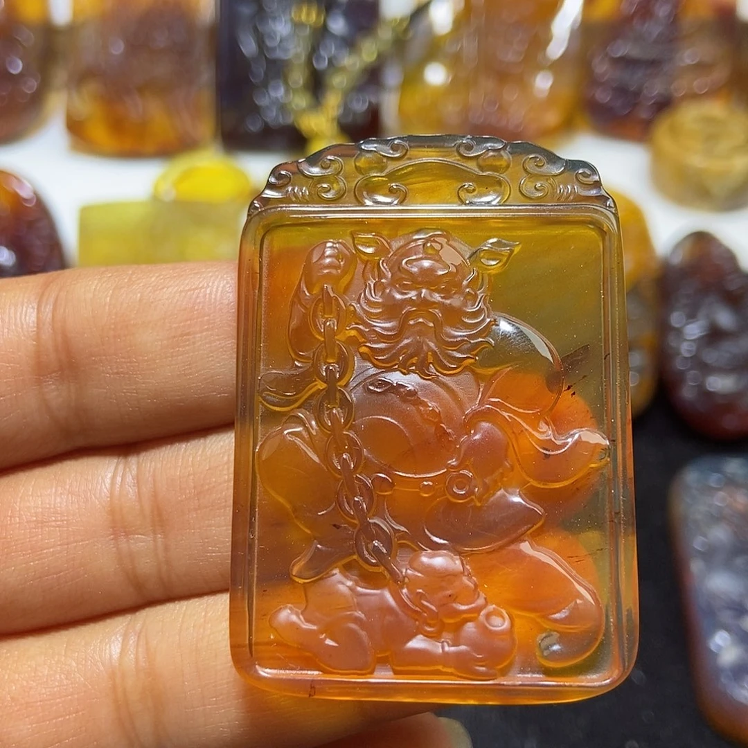 琥珀未镶嵌颈饰缅甸天然琥珀吊坠