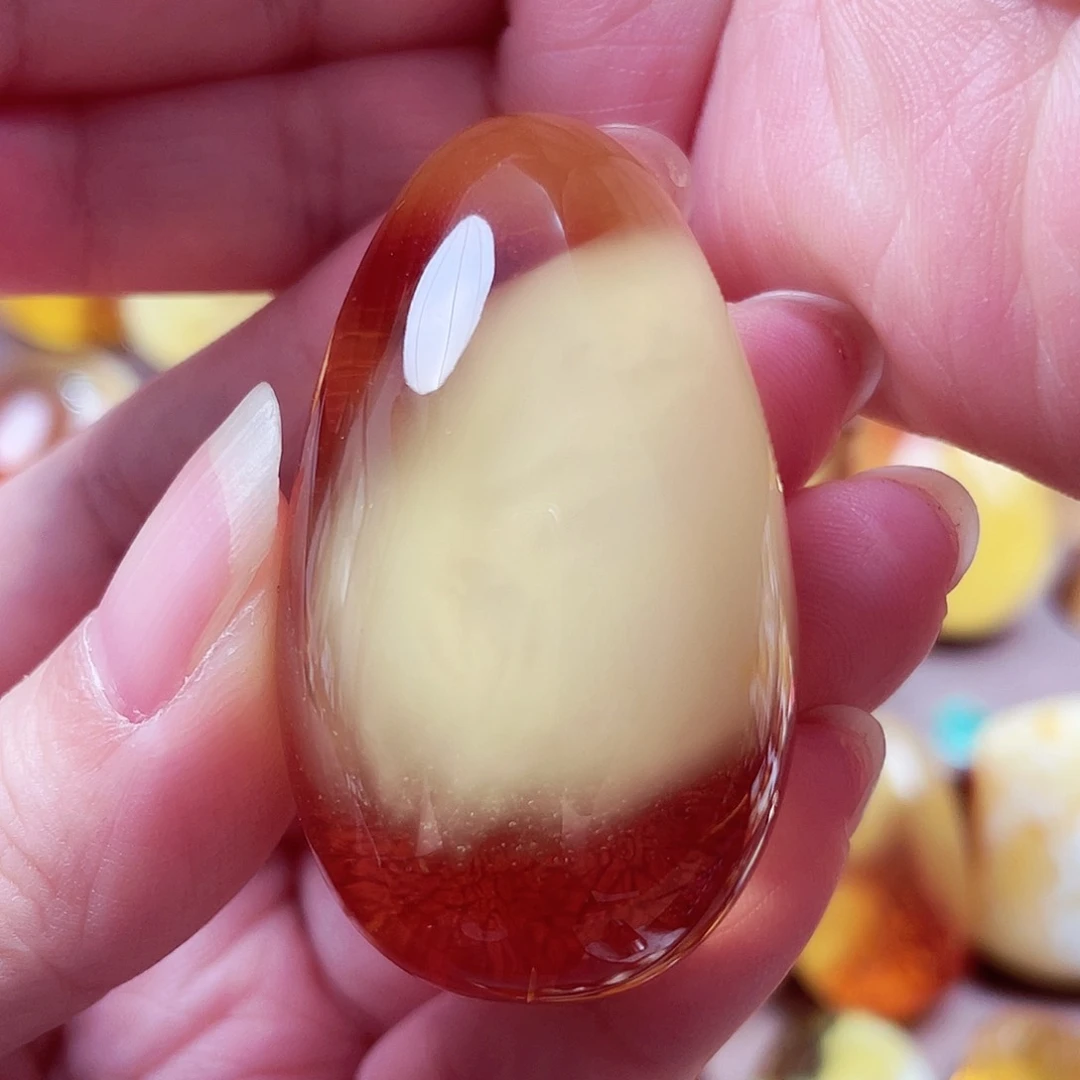 琥珀颈饰未镶嵌吊坠