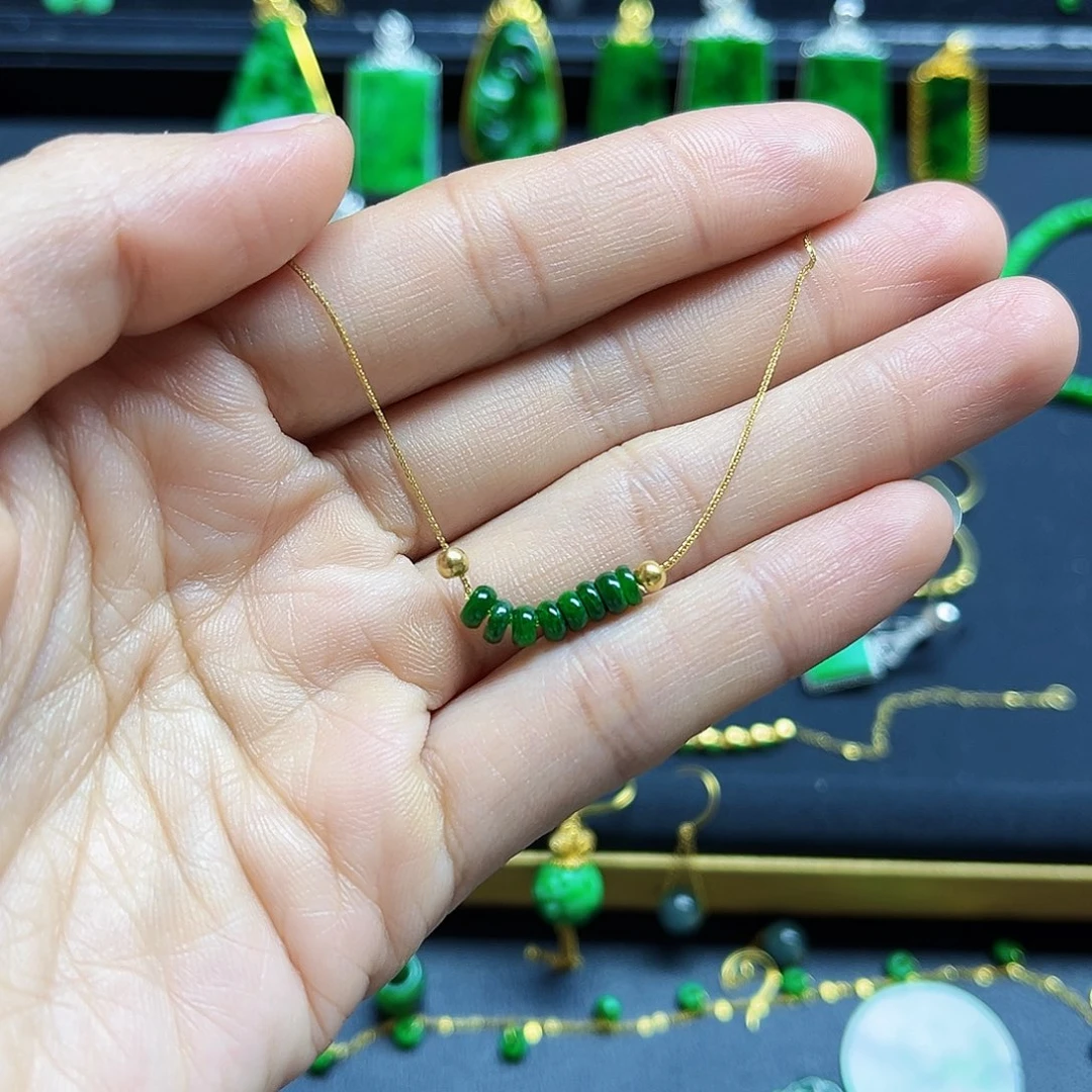 翡翠18K金镶嵌颈饰