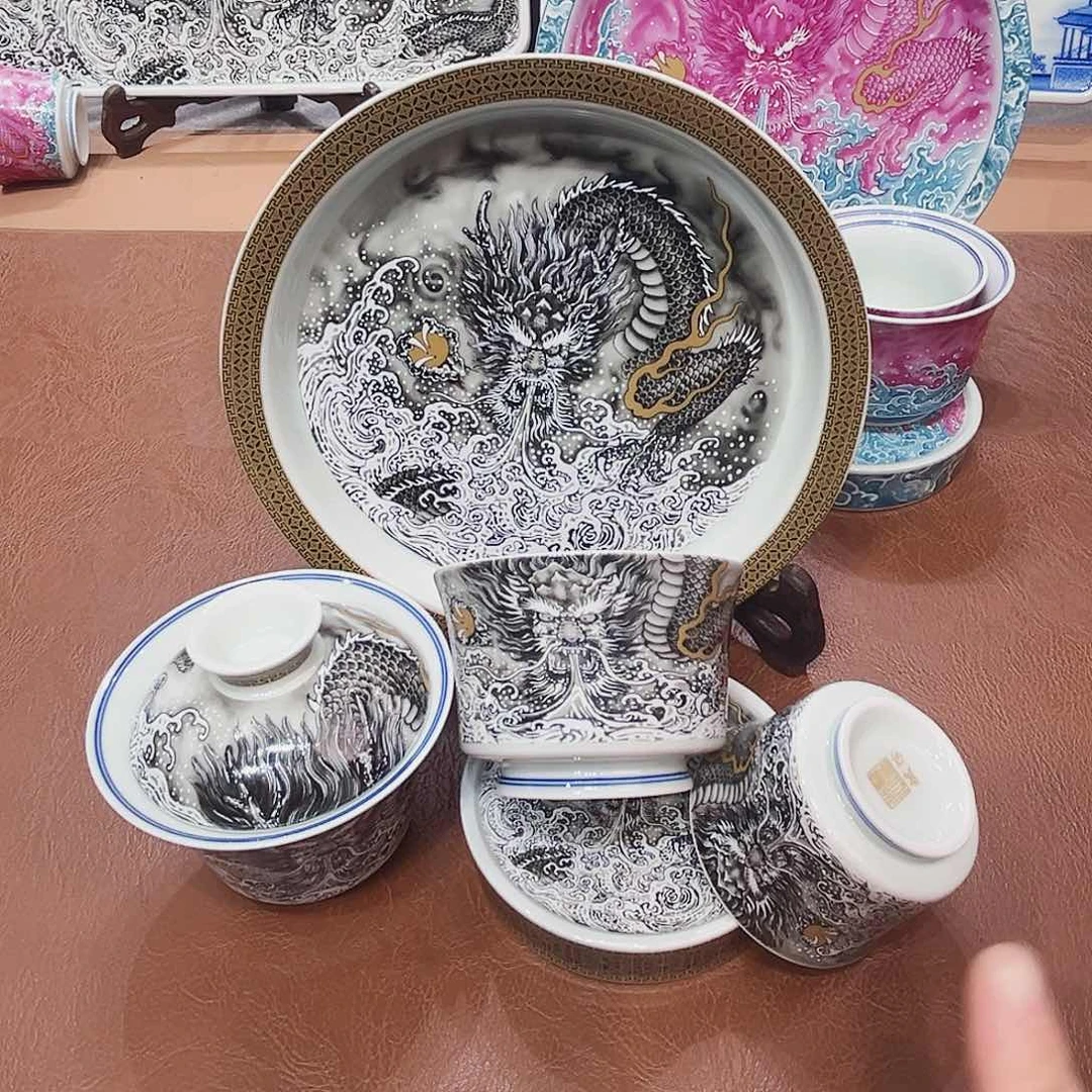 摆件景德镇陶瓷研究所从事生产