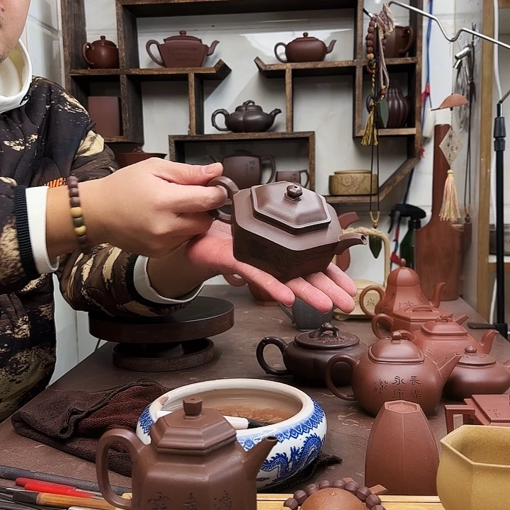 茶壶紫砂晋侯六方老紫泥容量230毫升