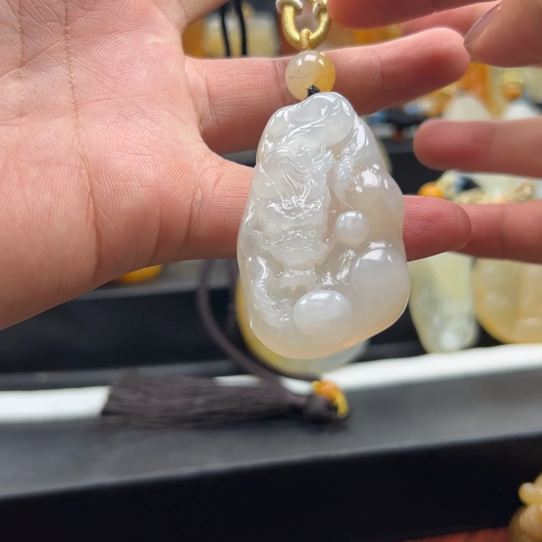 石英质玉（黄龙玉）未镶嵌多样性发货，发其一