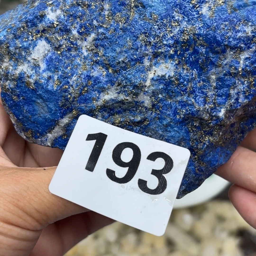 未镶嵌水晶大型摆件（非配饰）