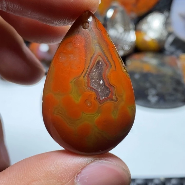 玛瑙/玉髓颈饰未镶嵌