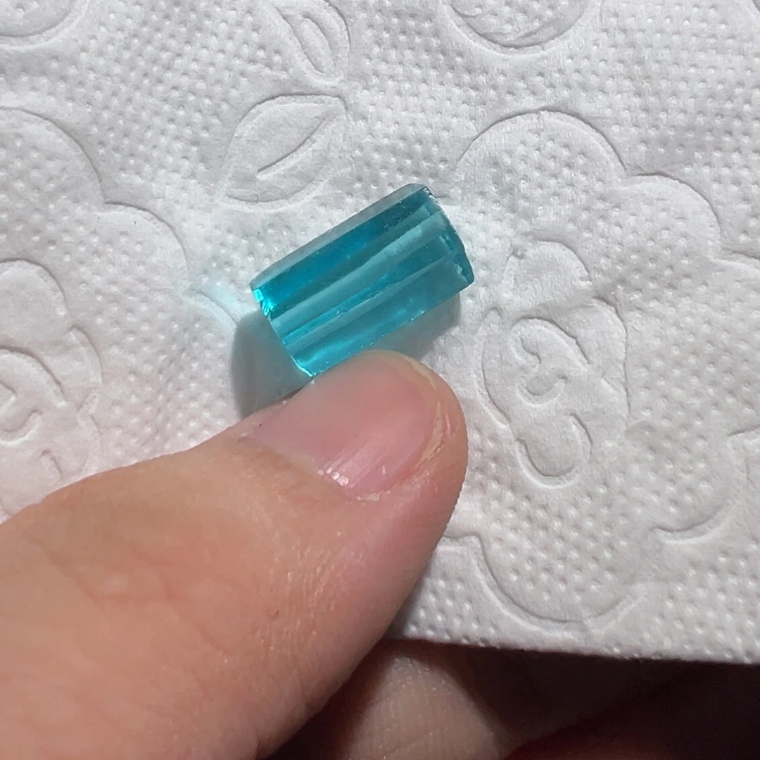 颈饰琉璃各种各样