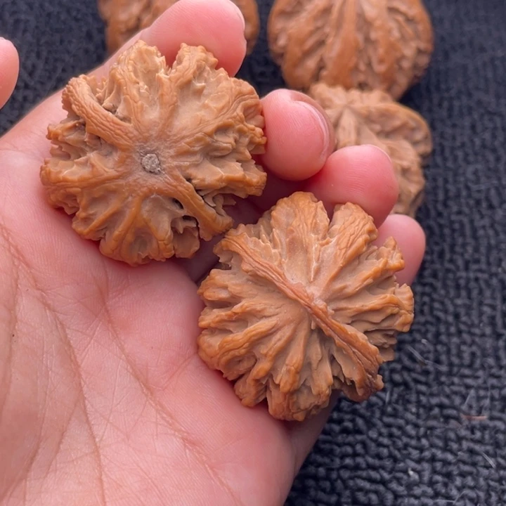 文玩核桃吊坠文玩核桃33