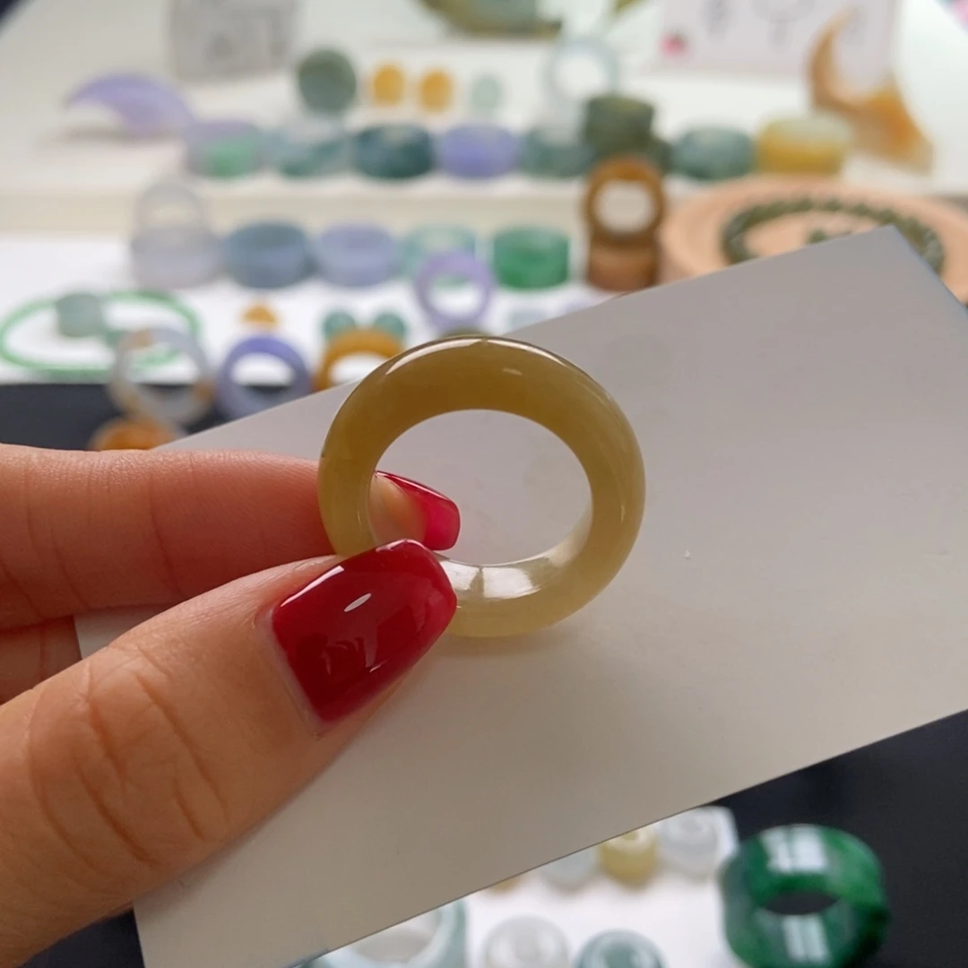 颈饰未镶嵌翡翠成品