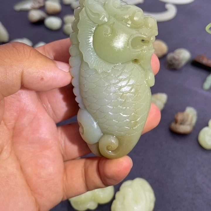 和田玉（糖玉）未镶嵌挂件