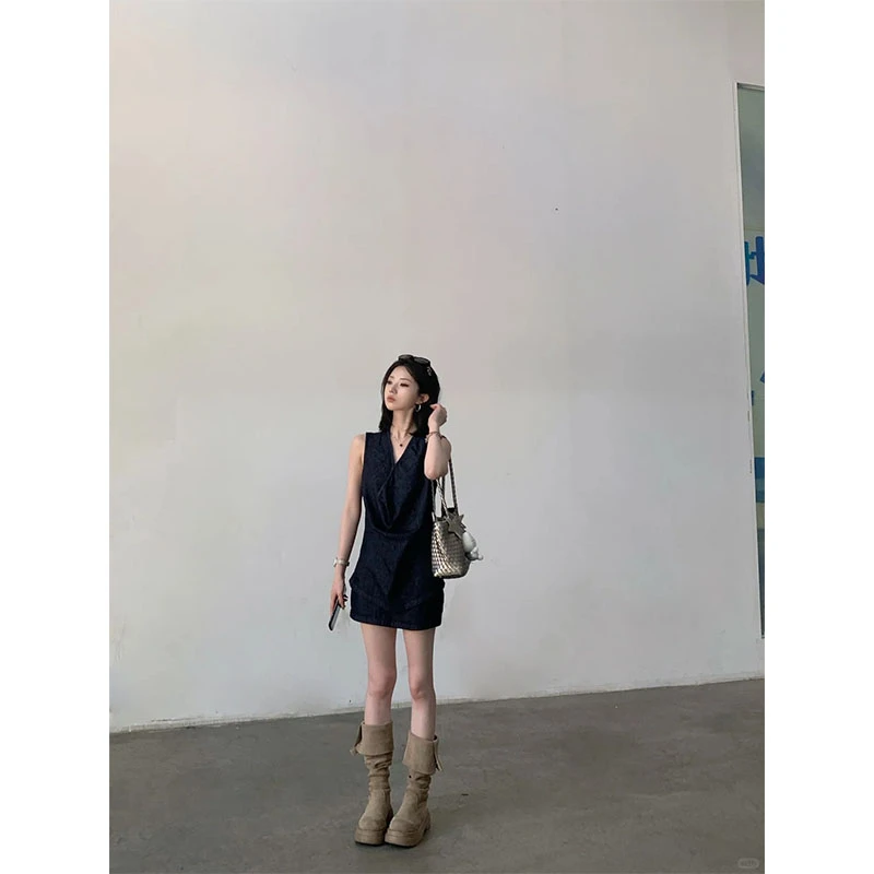 夏季辣妹套装休闲百搭设计感小众洋气荡领无袖上衣高腰半身裙短裙