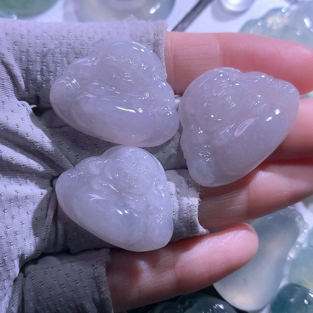 颈饰未镶嵌翡翠一手