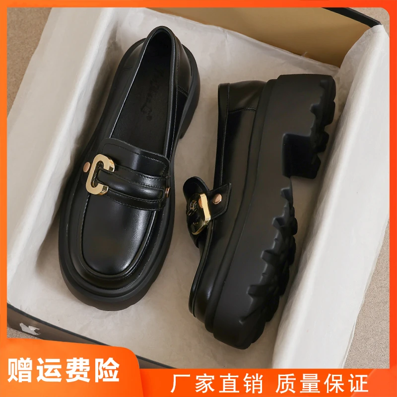 真皮小皮鞋女2025新款春秋季英伦风黑色乐福33配裙子厚底34码鞋子