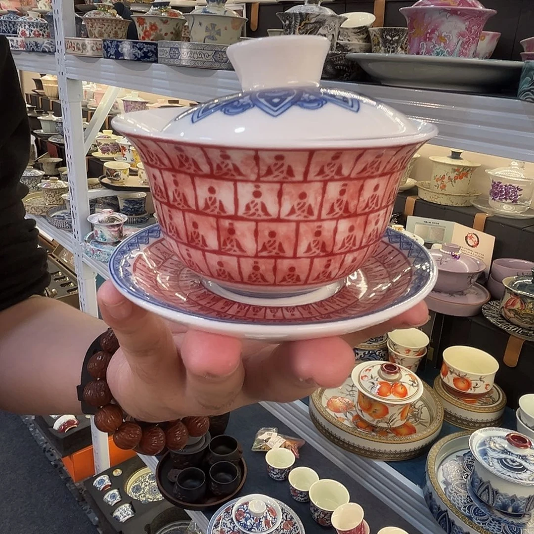 这些盖碗很漂亮！！！