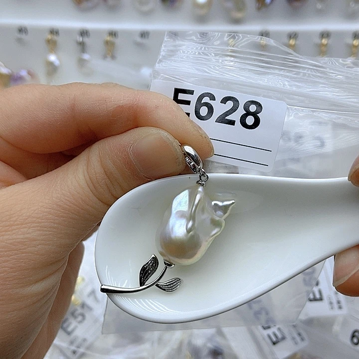 淡水珍珠颈饰银S925镶嵌