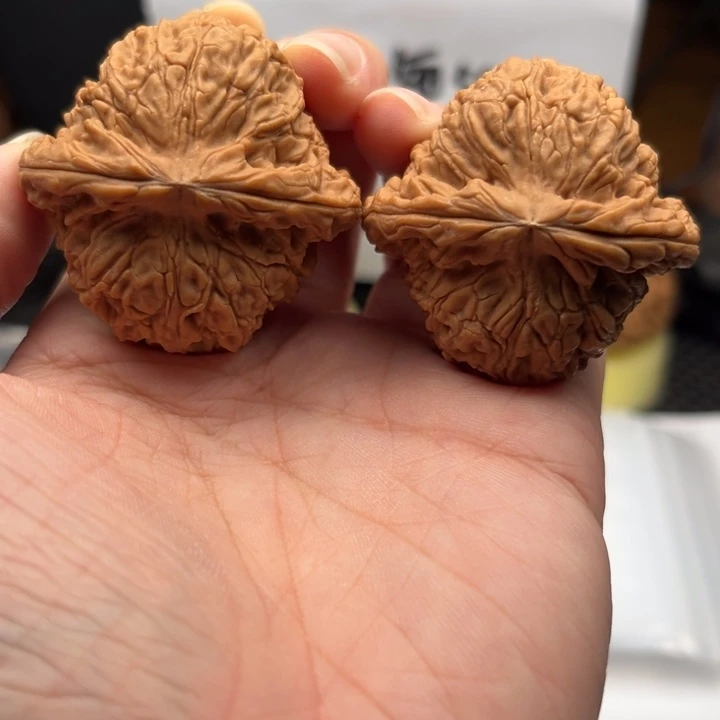 文玩核桃吊坠南疆42