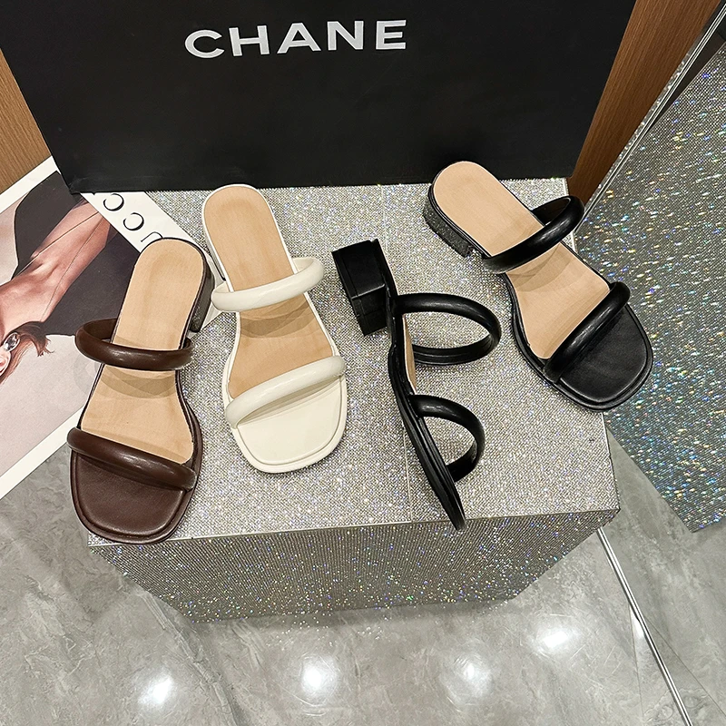 【诺一家加宽加肥大码女鞋】法式方头一字带凉拖鞋女粗跟外穿休闲鞋