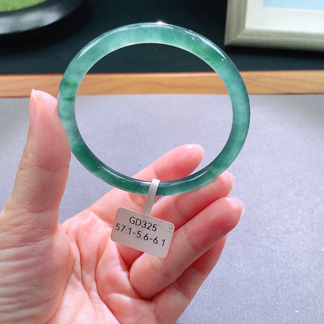 翡翠未镶嵌手镯天然翡翠手镯a货