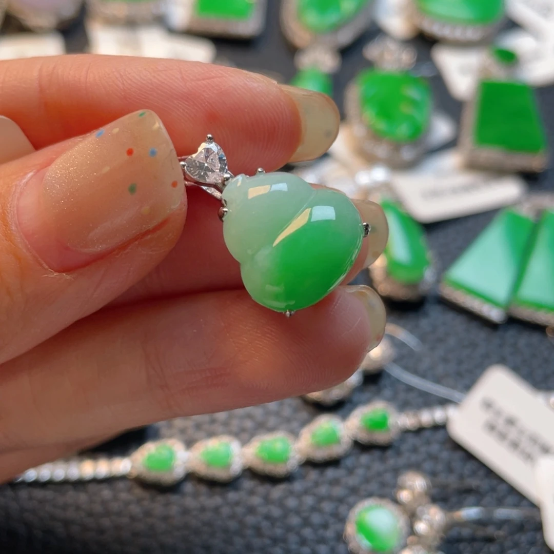 翡翠银S925镶嵌吊坠(不含链)