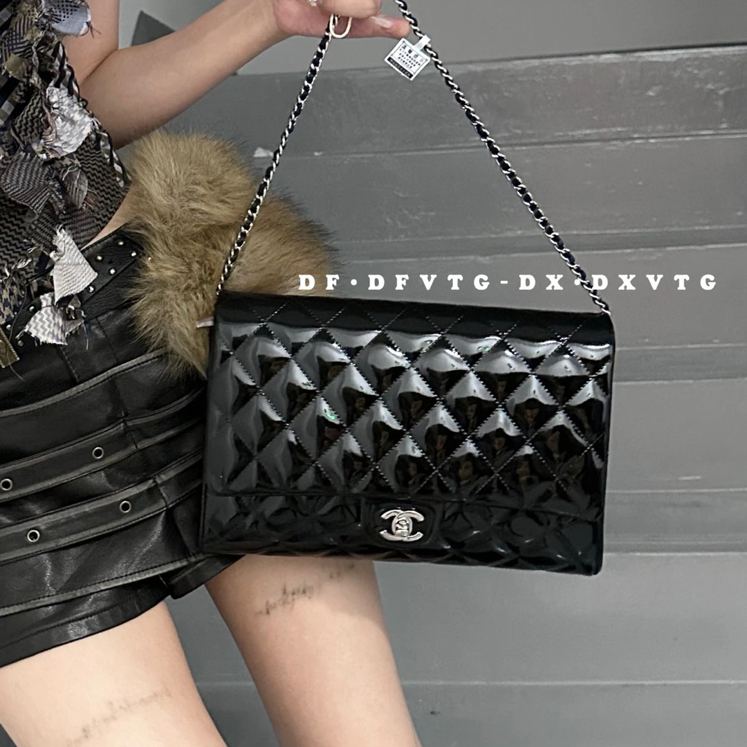 95新 Chanel/香奈儿 chanel 黑银漆皮cf单肩包