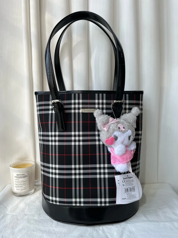 95新 BURBERRY/博柏利 巴宝莉黑色格纹水桶包手提单肩托特包