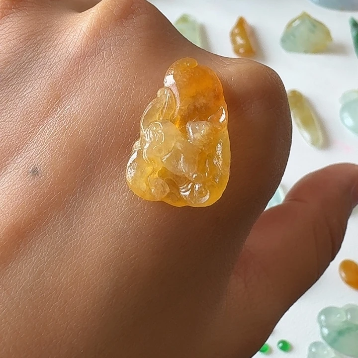 定制翡翠未镶嵌狐狸
