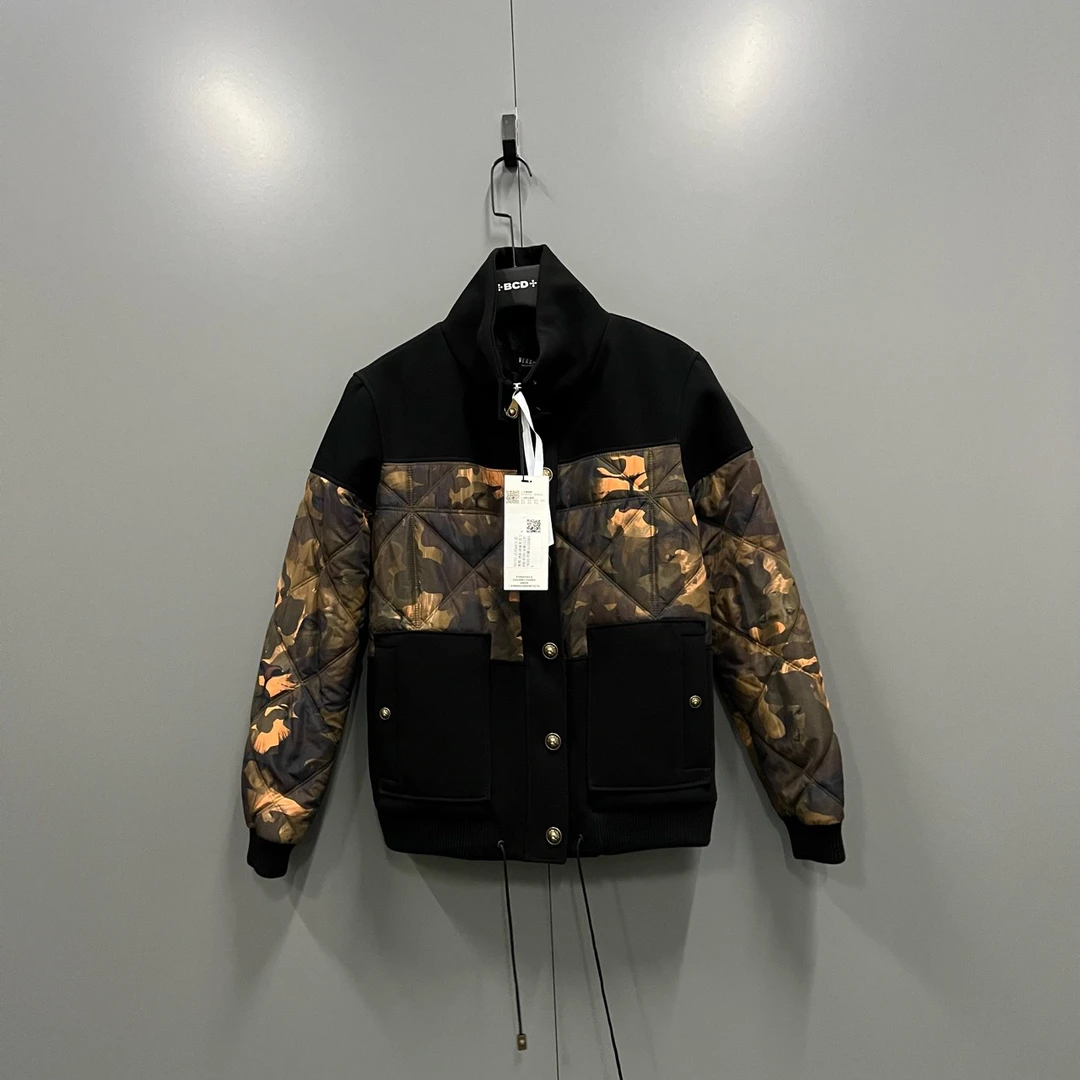 未使用 VERSACE/范思哲 jp916 迷彩拼接夹克 38码 40码 000855