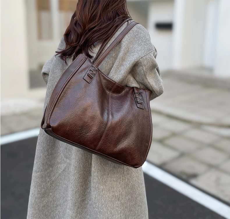 新款高档斜挎包高级时尚高端洋气正品百搭单肩斜挎托特包女包