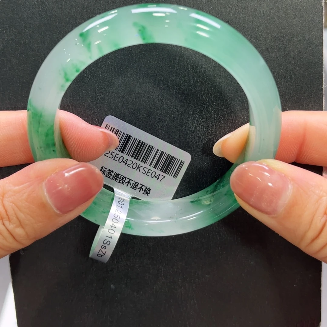 未镶嵌手镯石英质玉（非洲翠）➕小玥54