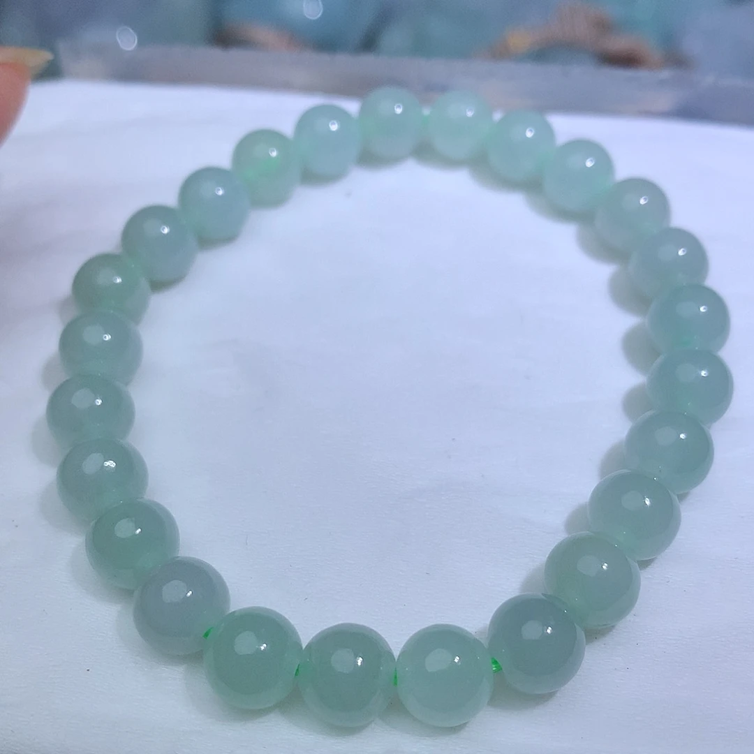 翡翠未镶嵌颈饰2803。