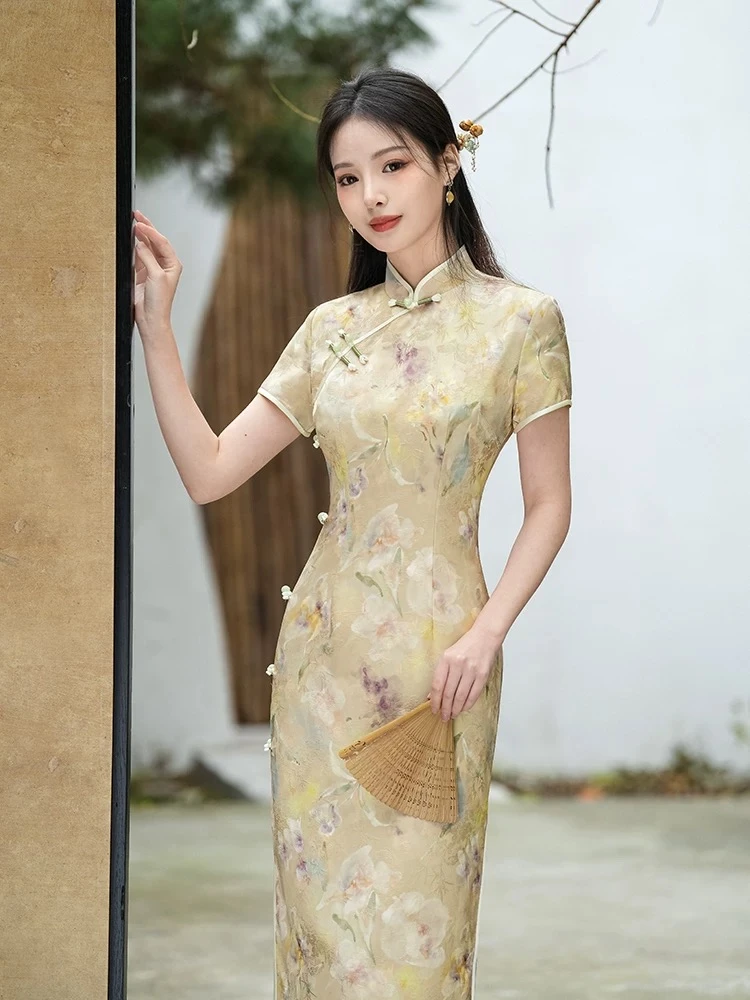【高定旗袍】年轻款优雅旗袍2025年夏新款改良绝美黄色显瘦少女长款