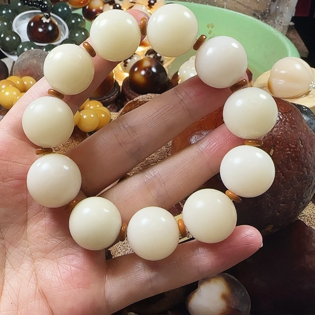 大****菩提根手串保真。白玉菩提定制款福利价