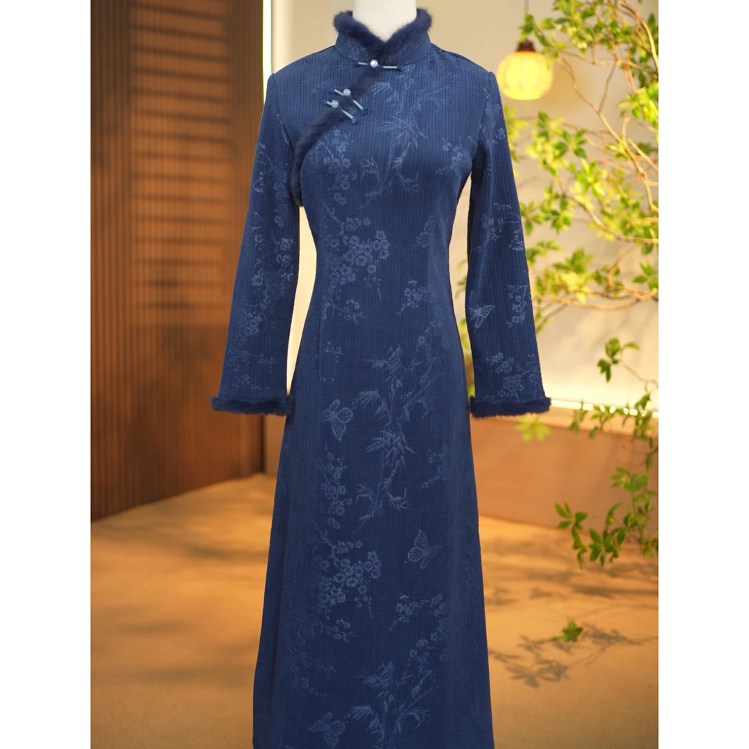 【心懂旗袍--蓝颜】加绒加厚A版不开衩改良日常中长款蓝色压花旗袍