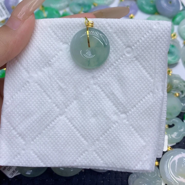 颈饰18K金镶嵌翡翠11111111111