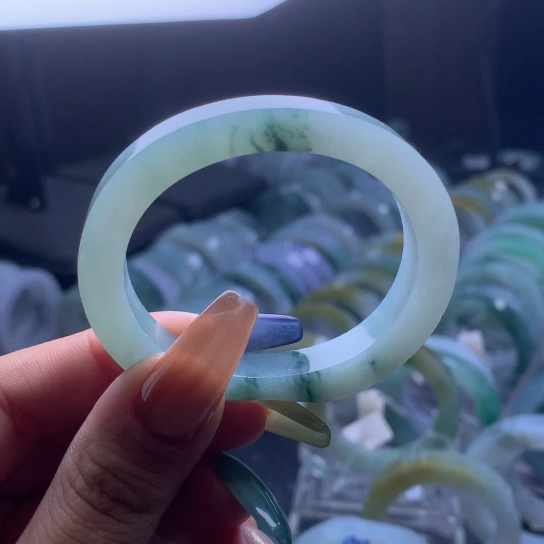 定制翡翠未镶嵌51-52贵妃飘花